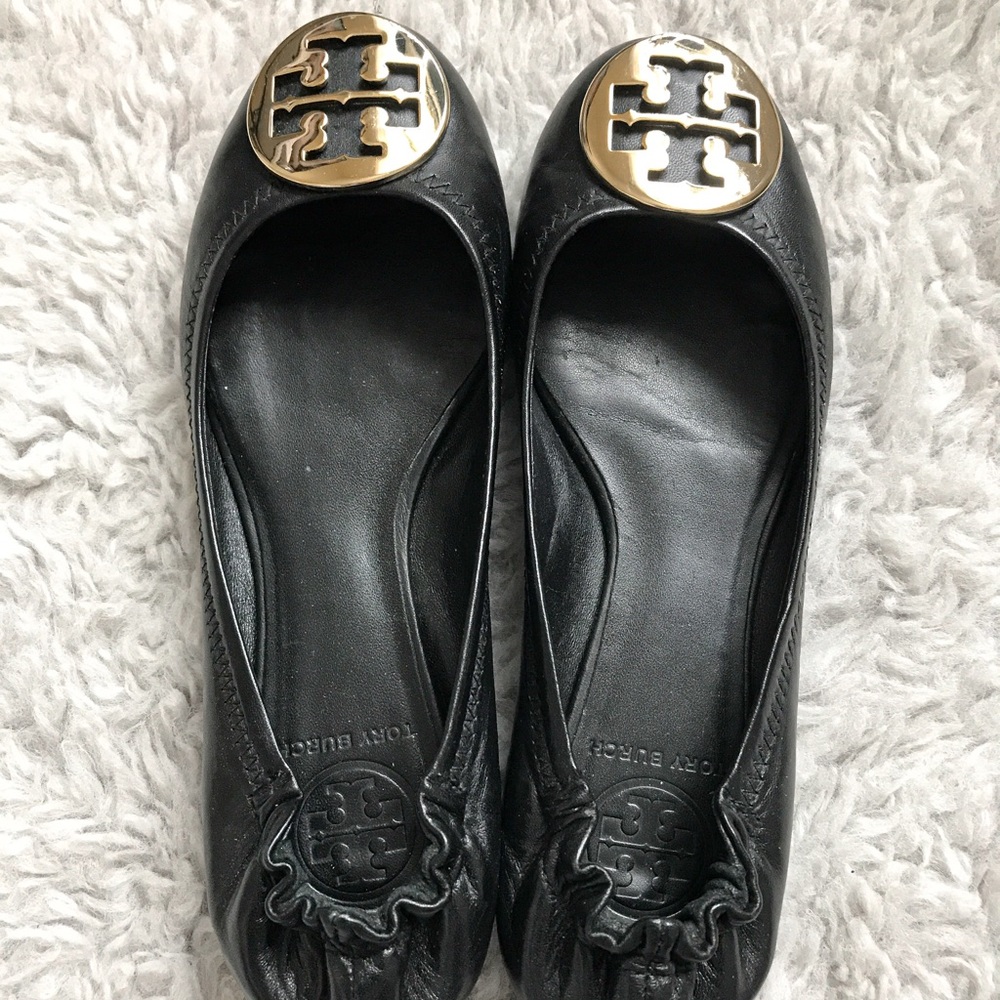 [LIKE NEW] Tory Burch Black Flats with Gold Buckle